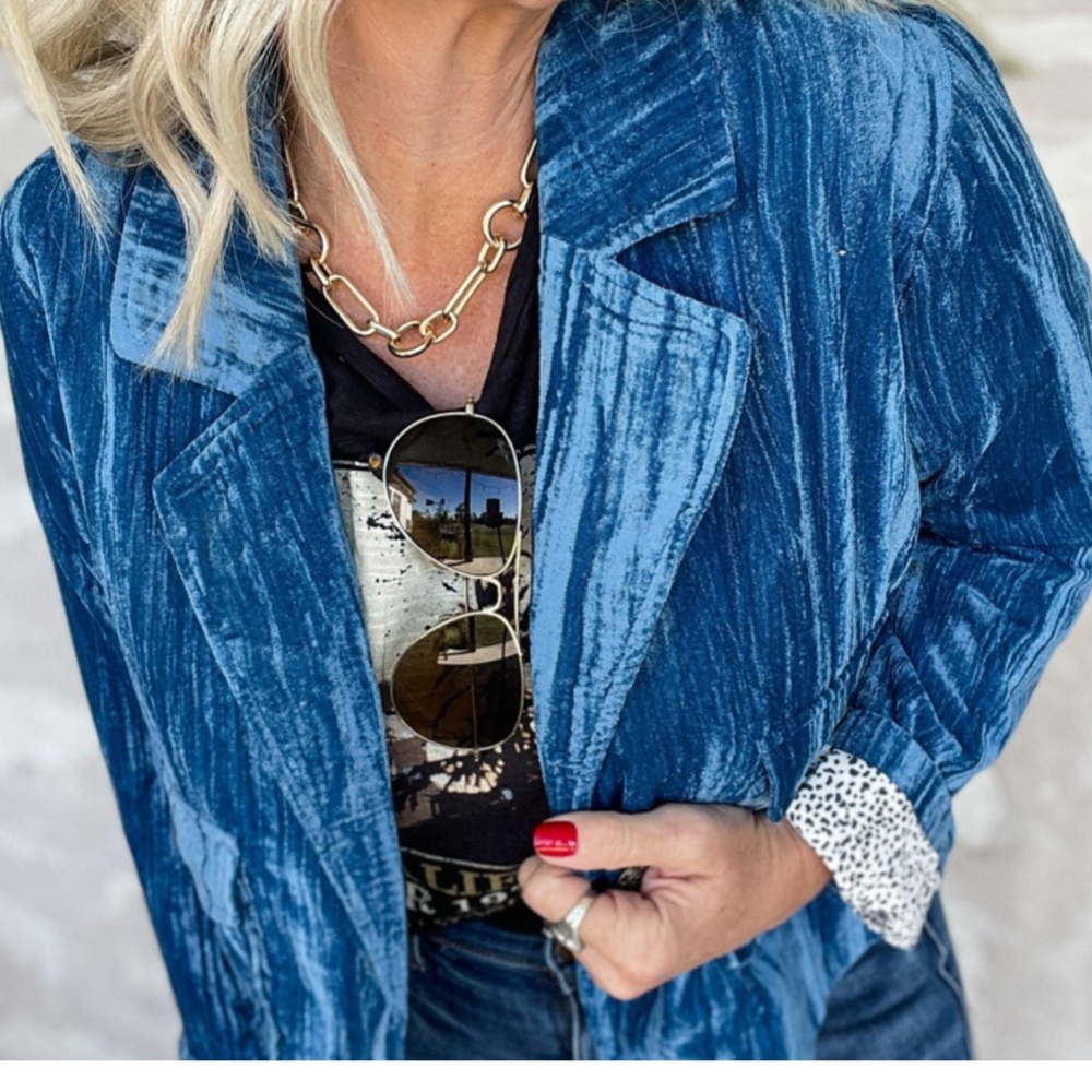Stylish Blue Women's Blazer